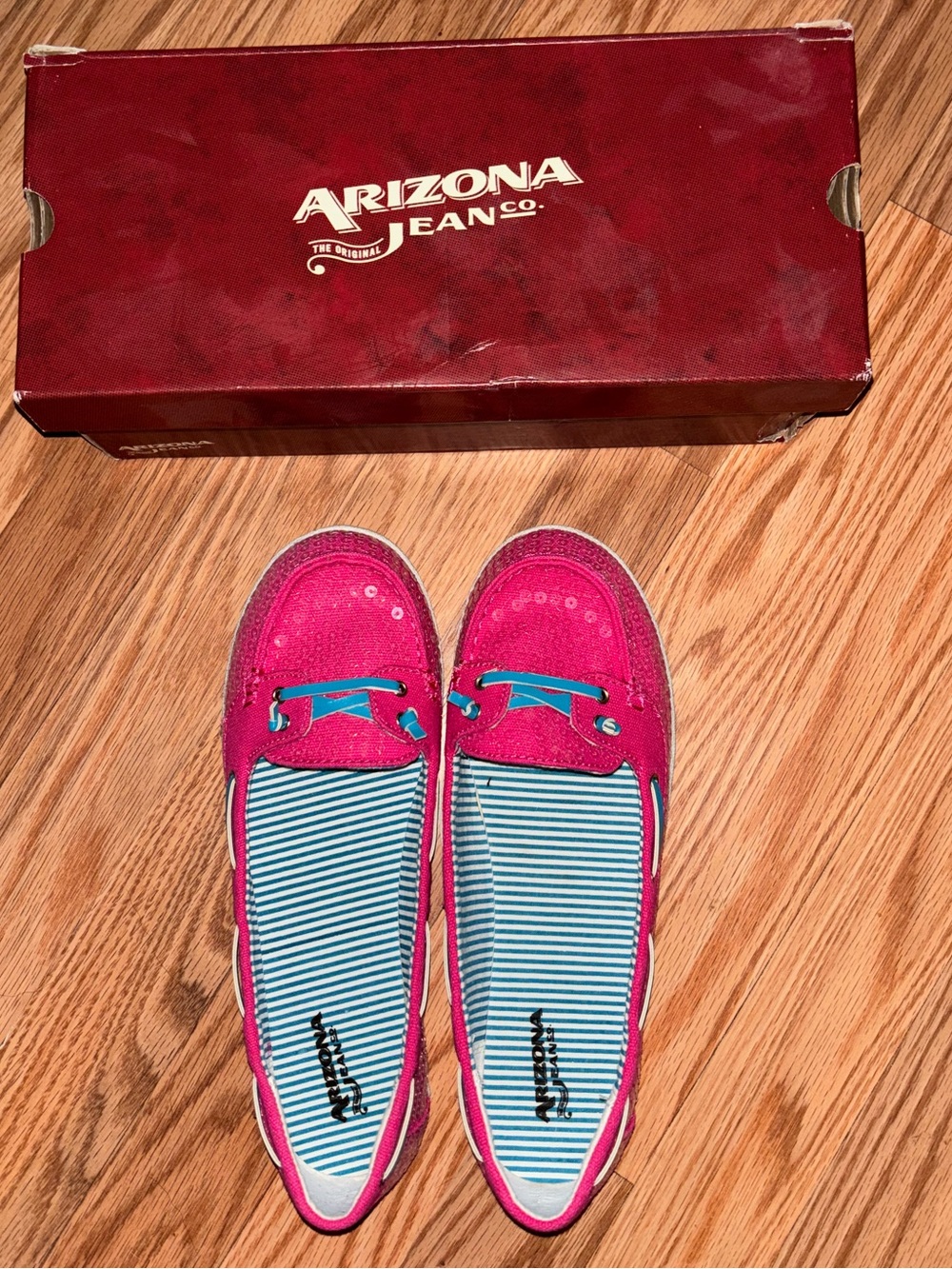Arizona Jean Company Pink & Teal sequin Slip-On Loafers